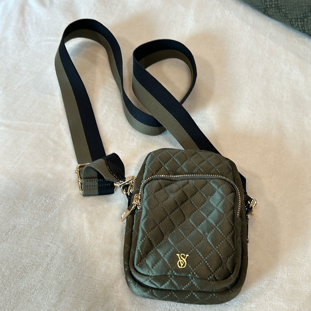 Victoria’s Secret crossbody